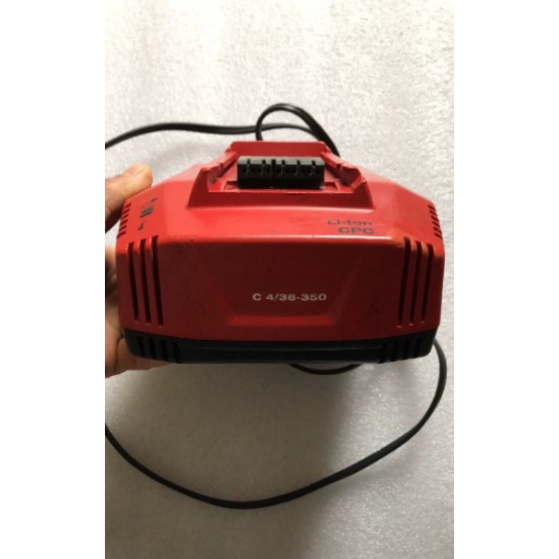 Multi-Voltage Fast Charger C 4 - Power Tools Voltage recension och pris